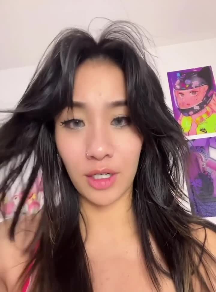 Video 700675 from kittynobi/ tiffanobi