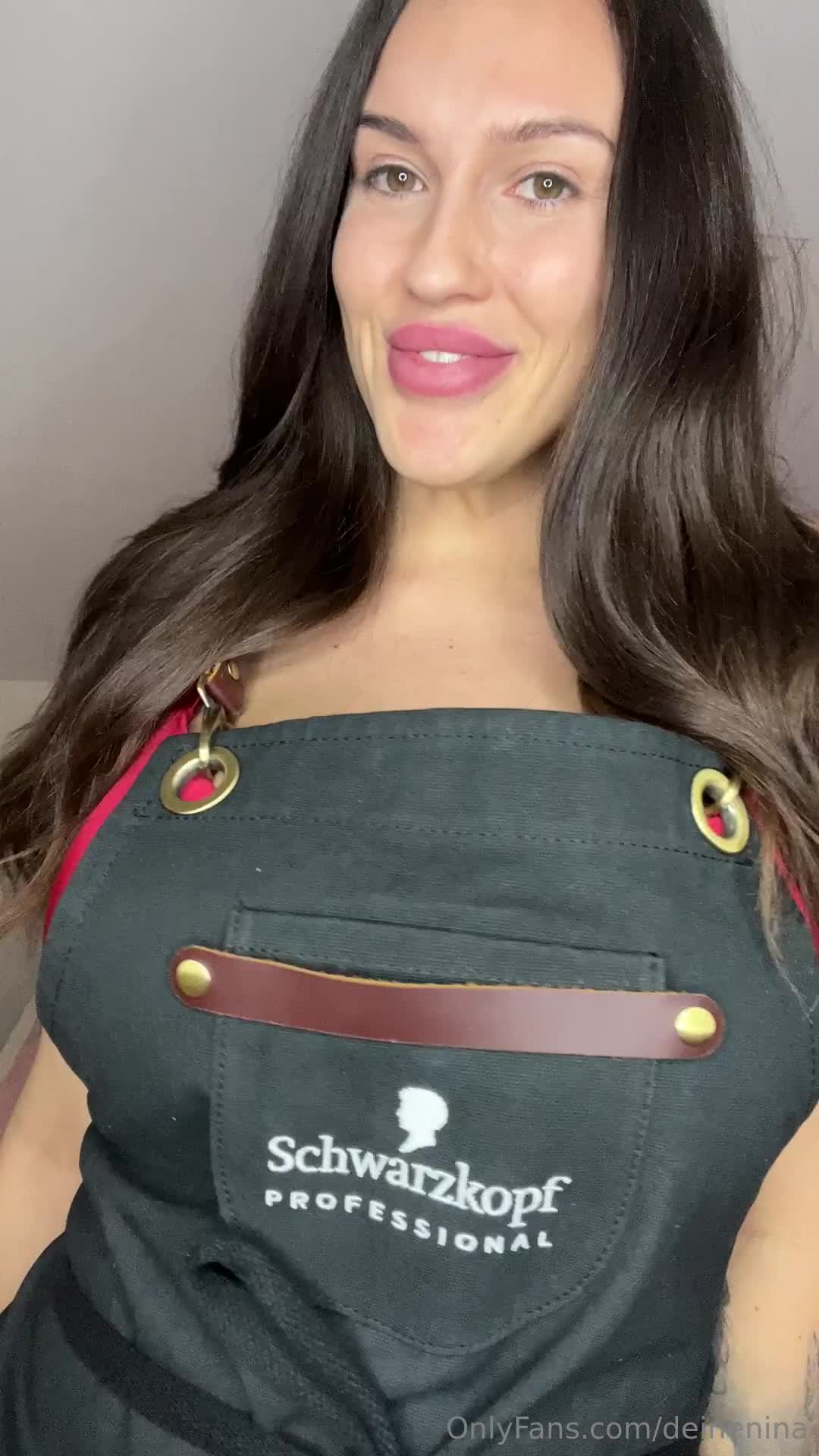 Video 701187 from Ninareed / Nina Reed / Ninahaiirdresser / ninalovesyourhair / ninahairdresser