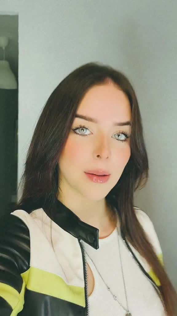 Video 701597 from Sabrina Salvatierra