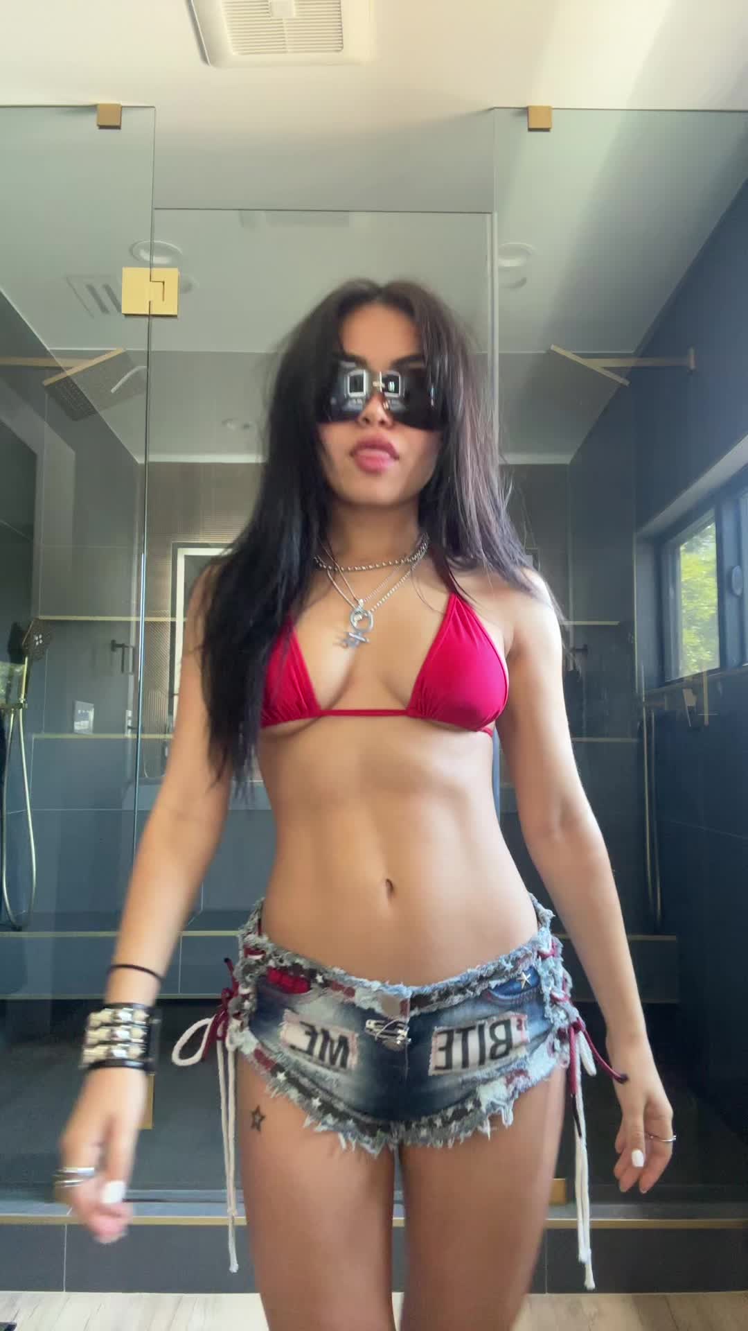 Video 701874 from Tara yummy