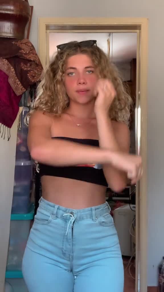 Video 702120 from Mila Refacho