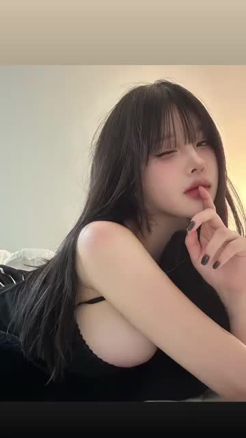 Video 702329 from xouuuus / YUYU 유유