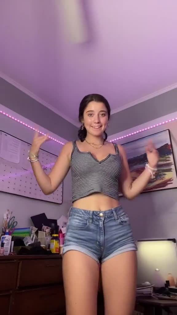 Video 702509 from Hotblockchain / Emily Cocea / cryptobaddie1