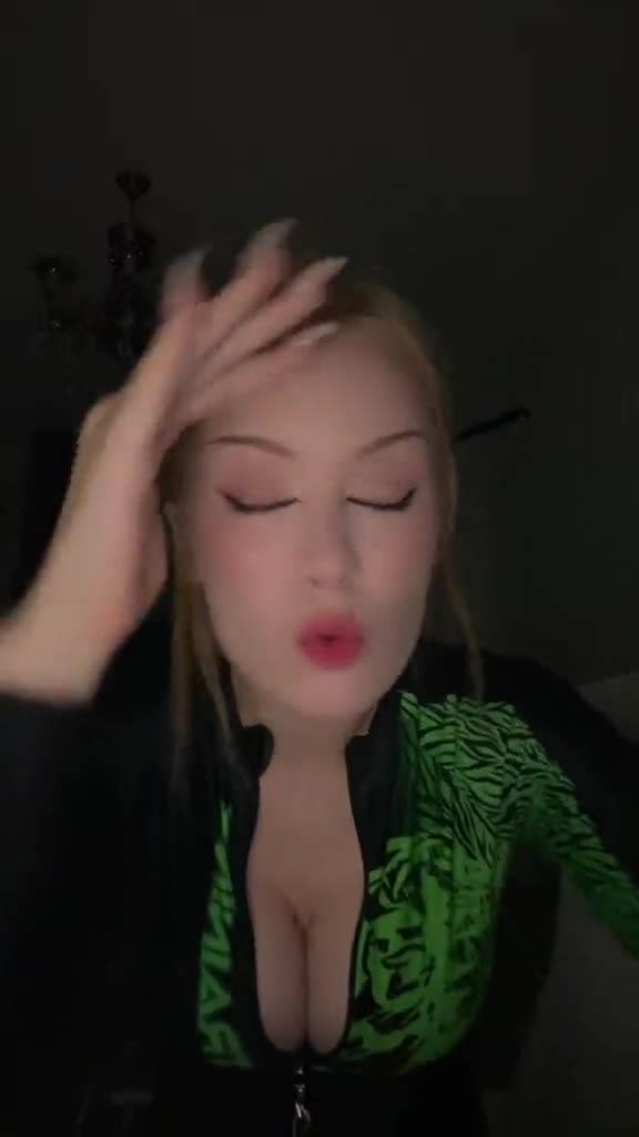 Video 702590 from i_am_doshik / Dasha Doshik