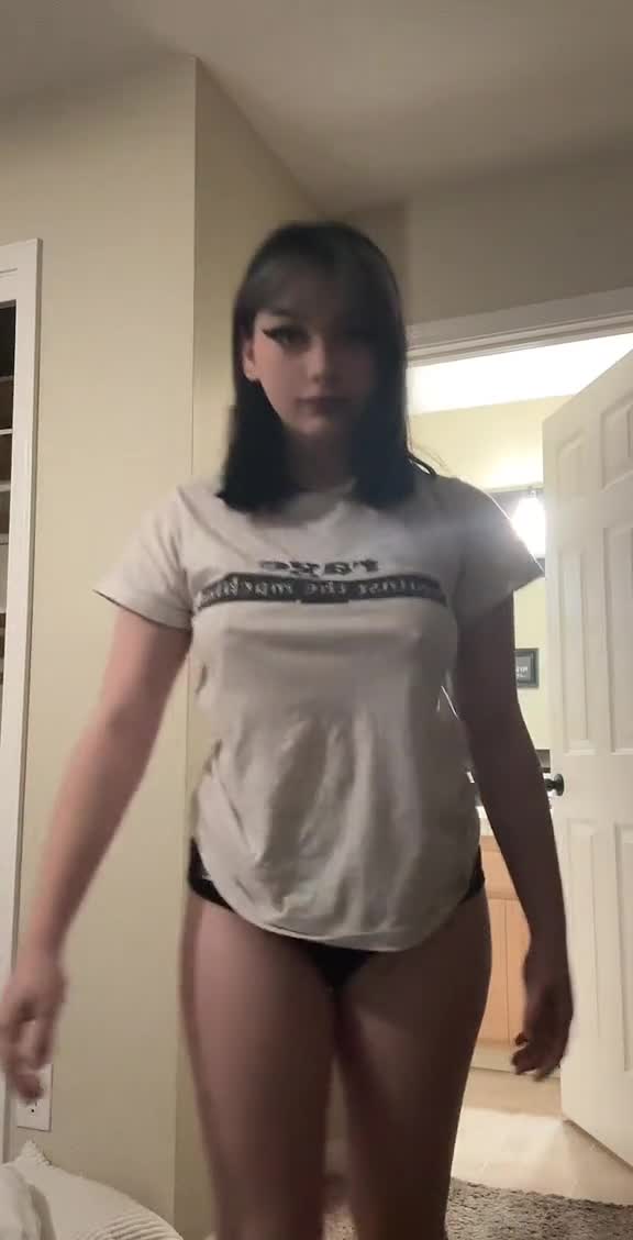 Video 702860 from luvlyziah - ziahmarie - ZiahMarieXO - zizibunnii - ditzyziah