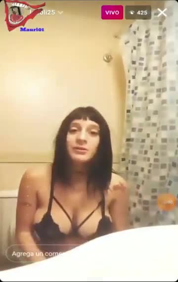 Video 703306 from La.roli25 / milli castillo / La roli / rolita.com / iamroliii