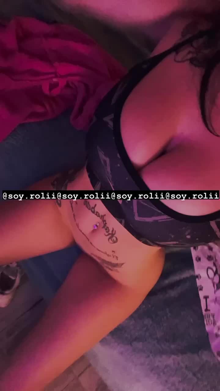 Video 703318 from La.roli25 / milli castillo / La roli / rolita.com / iamroliii
