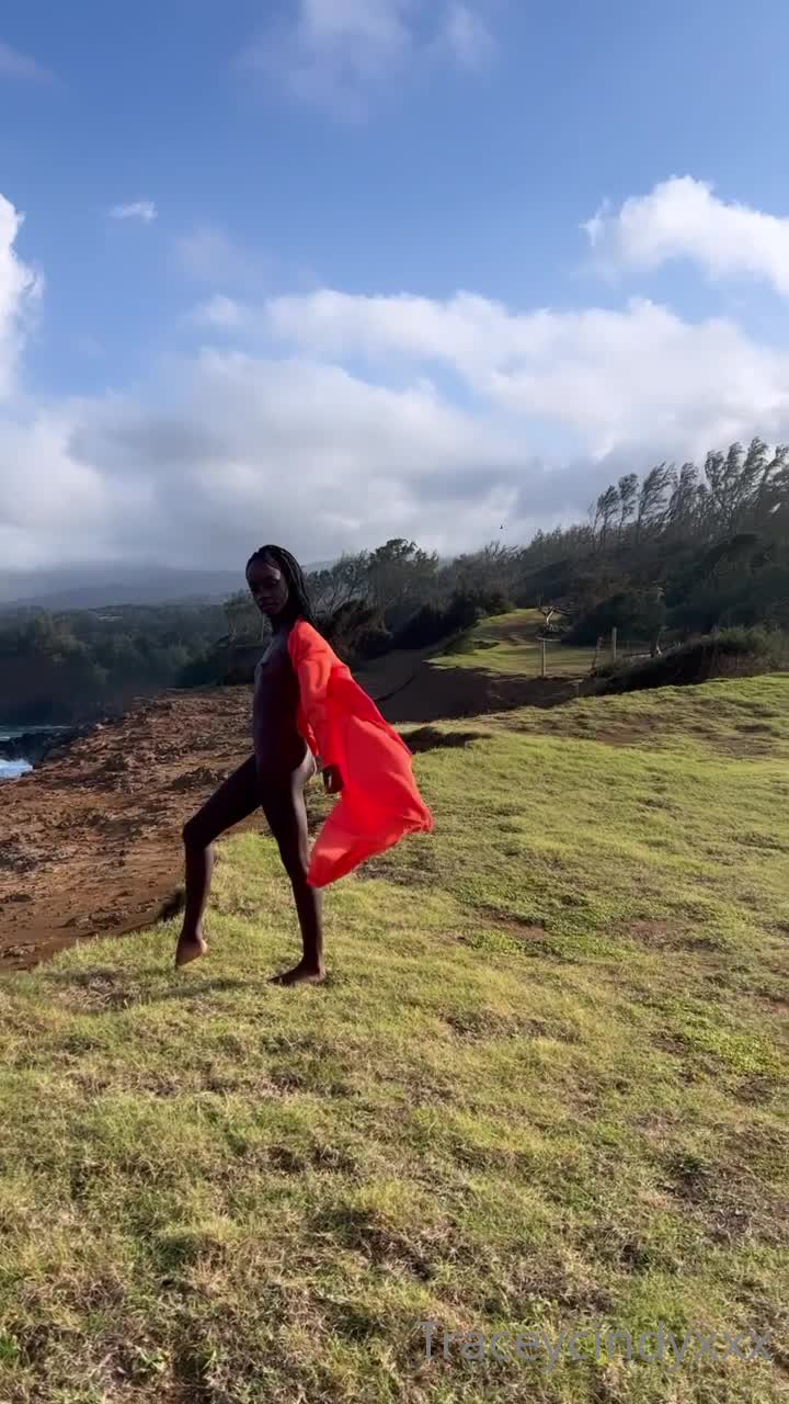 Video 703920 from tastytracey18 / PETITEDOLLL19 / PETITE DOLL / Traceycindyxxx