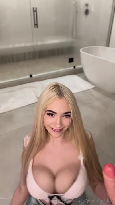 Video 704125 from Chloe Collins