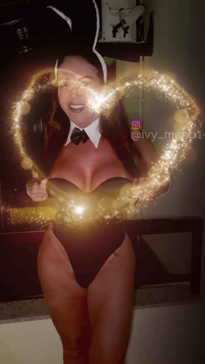 Video 705748 from Ivy Mena / Ivymena