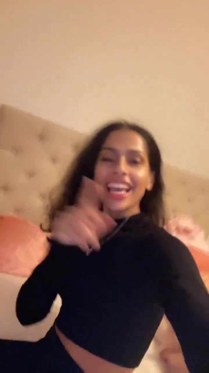 Video 706687 from lilwhuda / Huda Ibhrahim