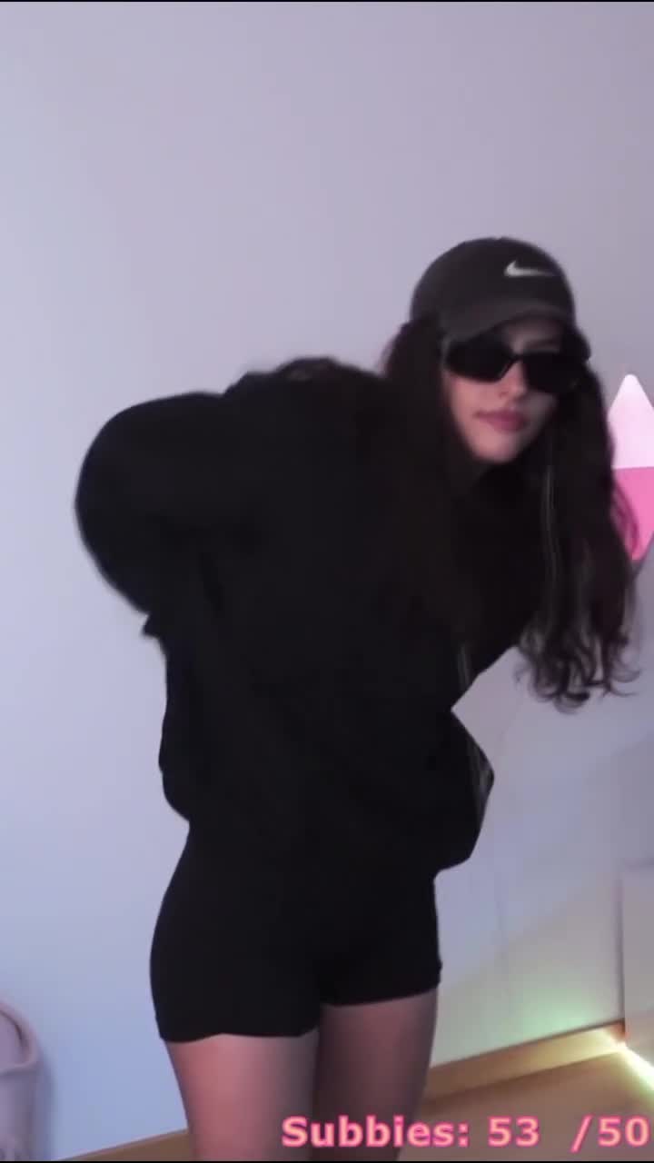 Video 706695 from lilwhuda / Huda Ibhrahim