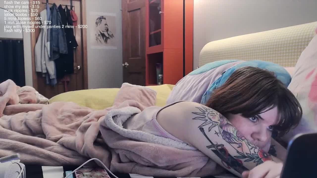 Video 710779 from 1sleepyolive / terminallyillautisticgirl / olivexo