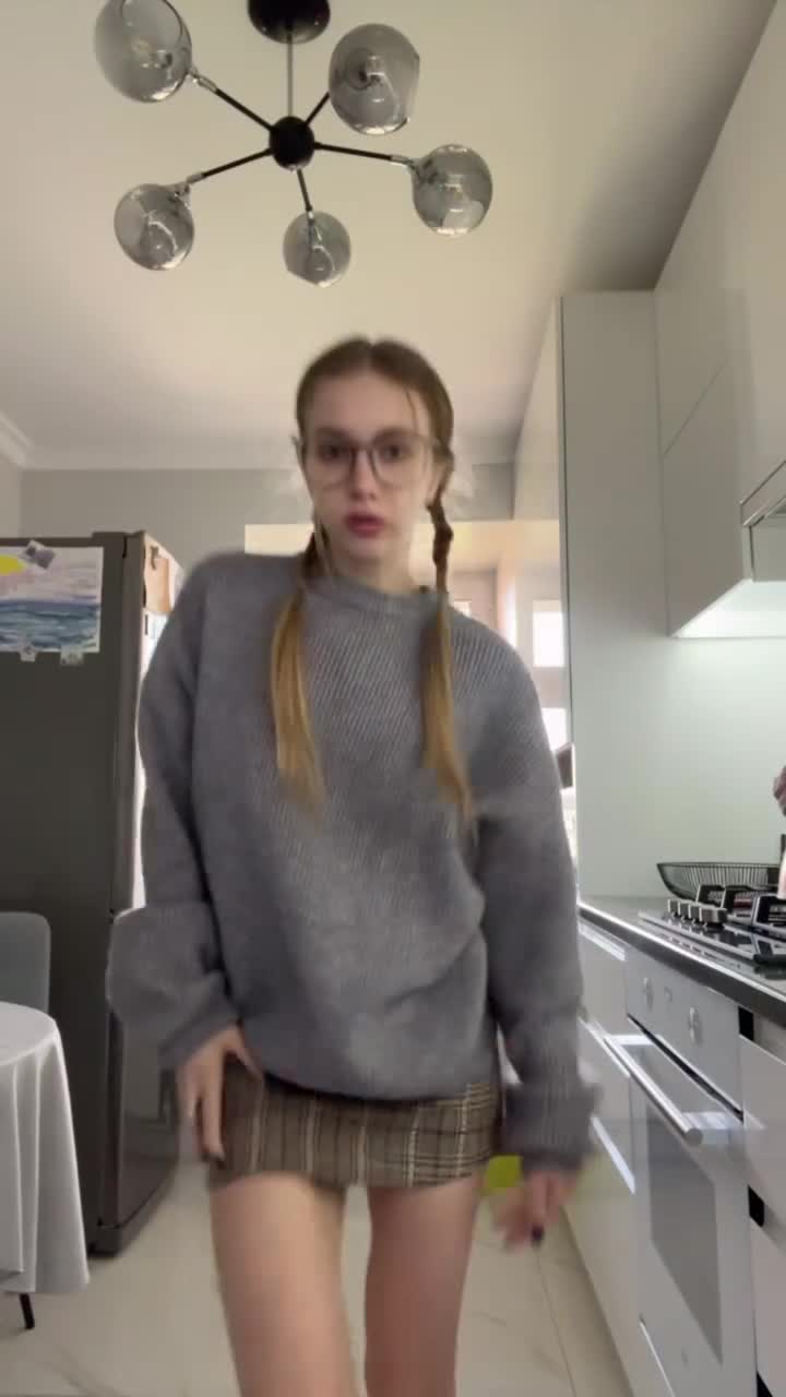 Video 716104 from Bloomus aka yglicsh