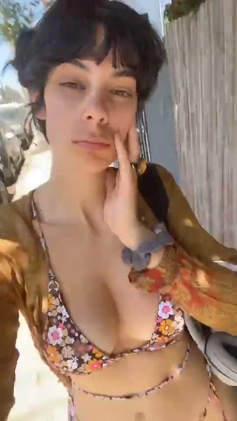 Video 716284 from Heyitssarah/ 1tsa111ove