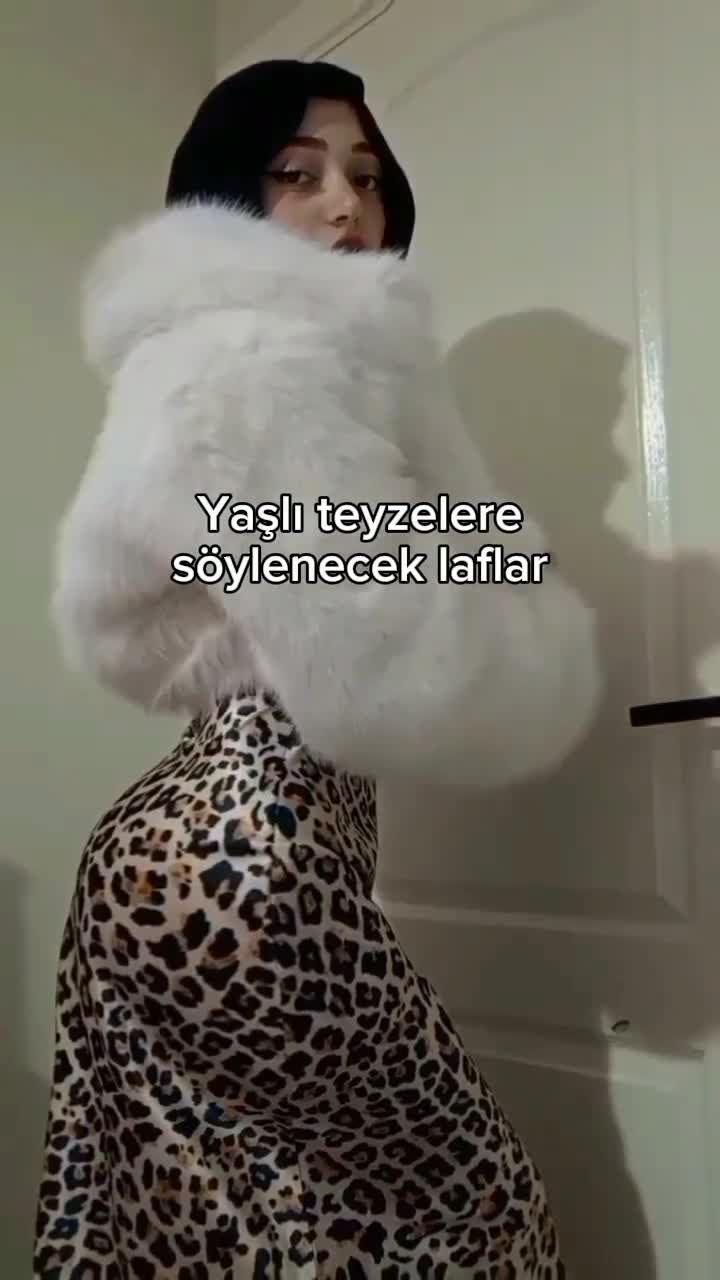 Video 716616 from zelal / ldrzelall / birlikteolsakcokyakisirdikk