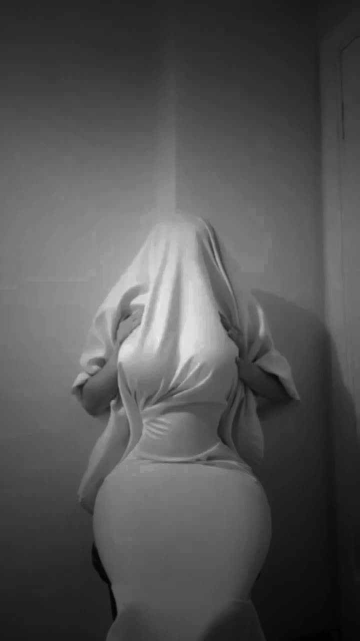 Video 716623 from zelal / ldrzelall / birlikteolsakcokyakisirdikk