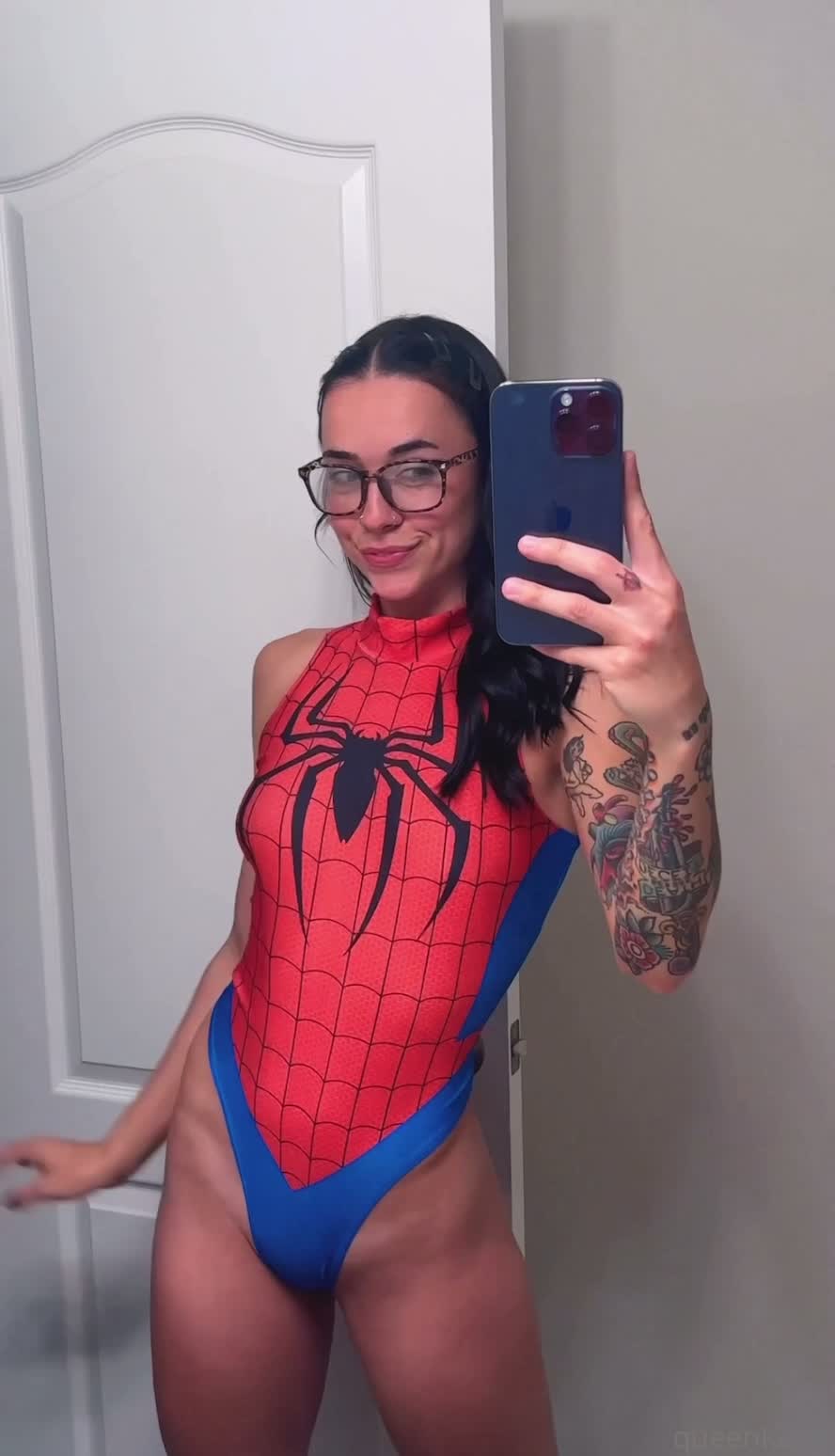 Video 716877 from queenkalinxxx