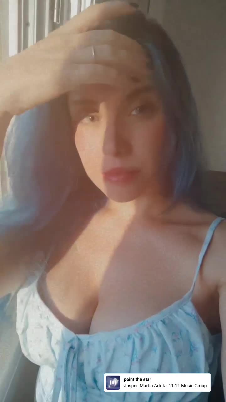 Video 719775 from Krisfits (Italian Streamer)