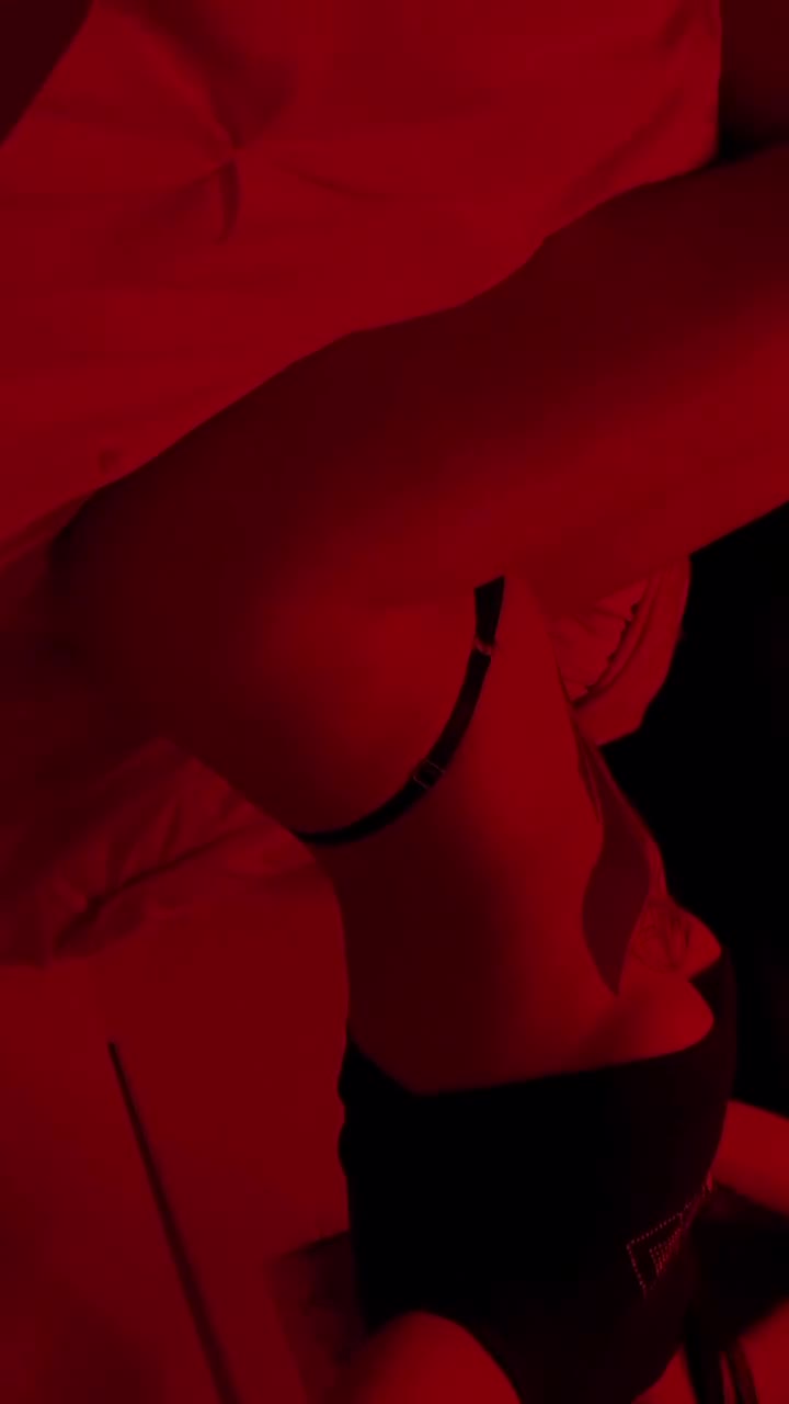 Video 720447 from miliiicalderon / mili calderon / milicalderxn01