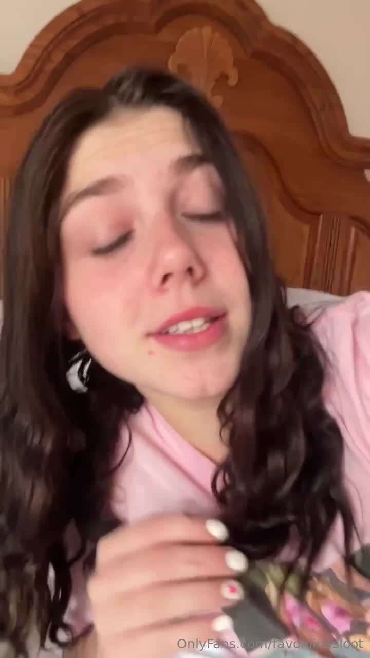 Video 721074 from Livinia Roberts | urfavonlinesloot