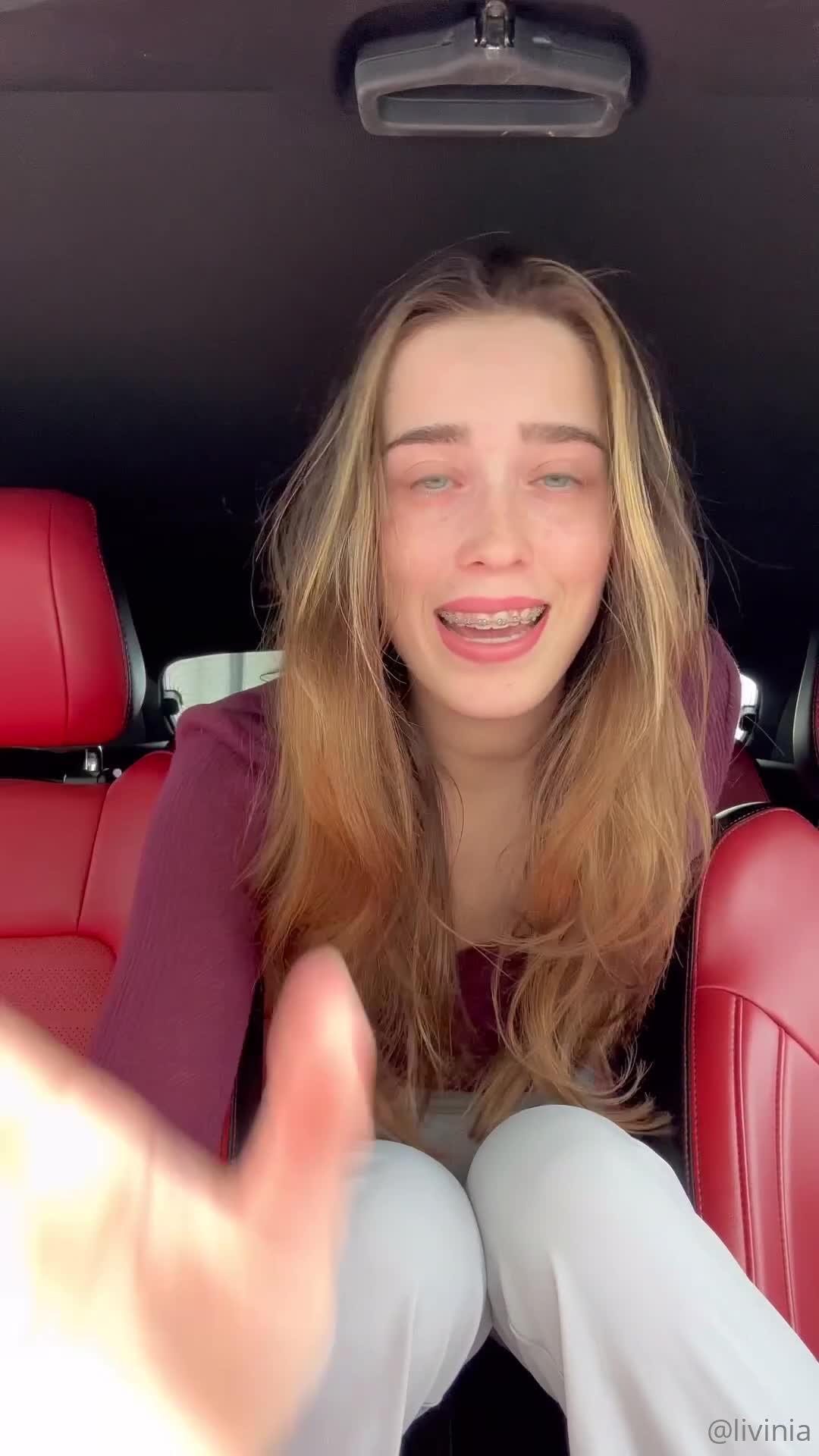 Video 721080 from Livinia Roberts | urfavonlinesloot