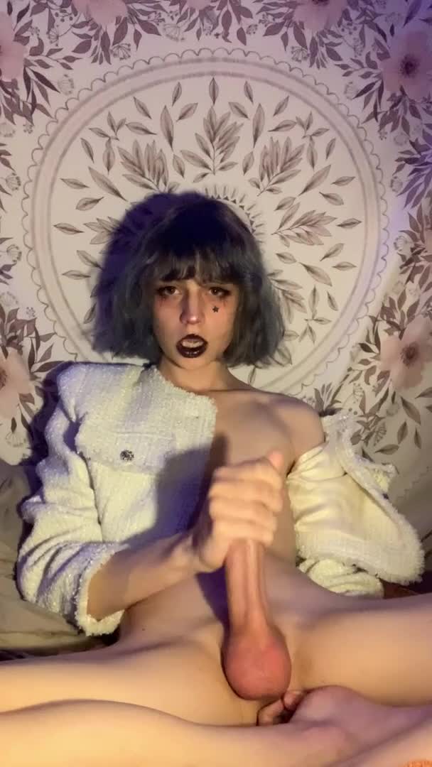 Video 721158 from CD Bell