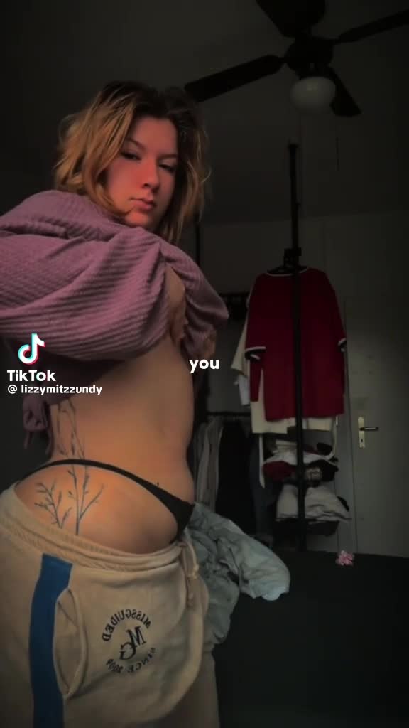 Video 721292 from _Cremebruellee_ / LizzydieSchnegge / Lizzywiththezz