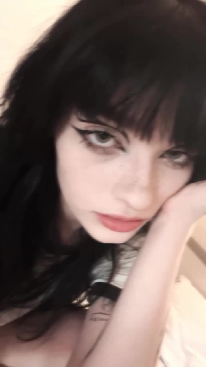 Video 721496 from Yourpersonalwaifu UPWAIFU