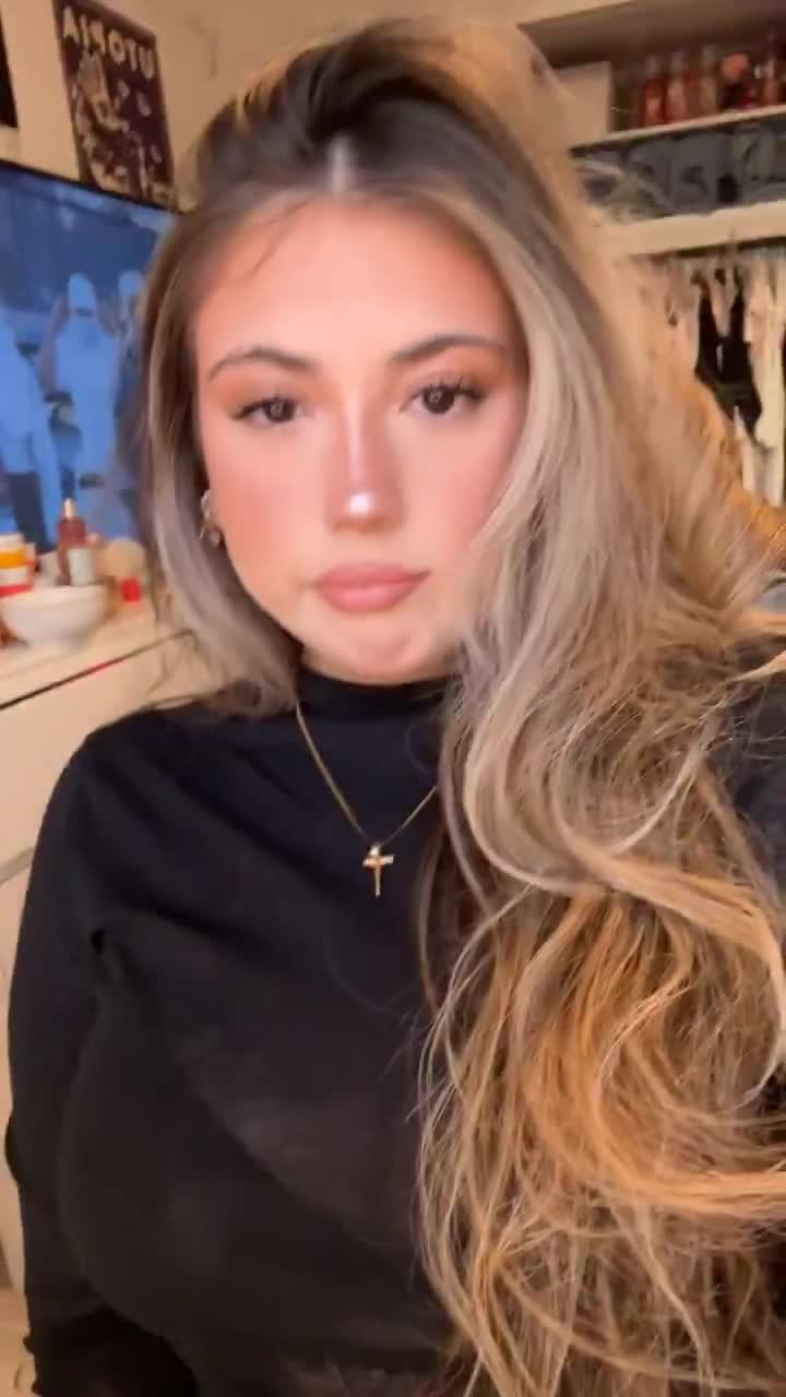 Video 723980 from .bella.bae / pookiebearr888 / baka_sig