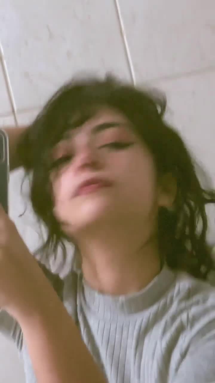 Video 725400 from Yulla