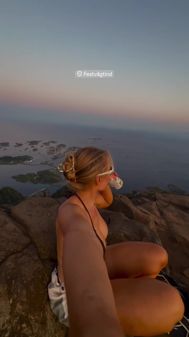 Video 738527 from heleneelises/ Helene Elise Strom/ helenees