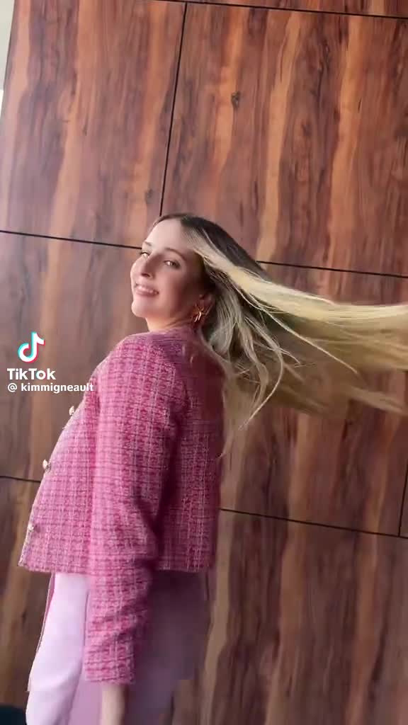 Video 738726 from kim migneault / kimmigneaultxox / kimmigneault