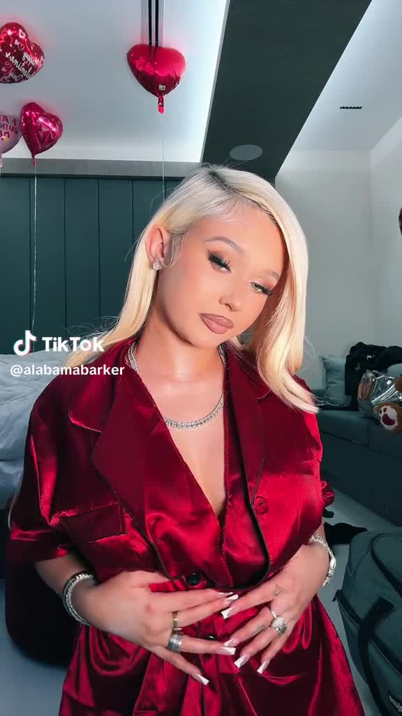 Video 739083 from Alabama Barker