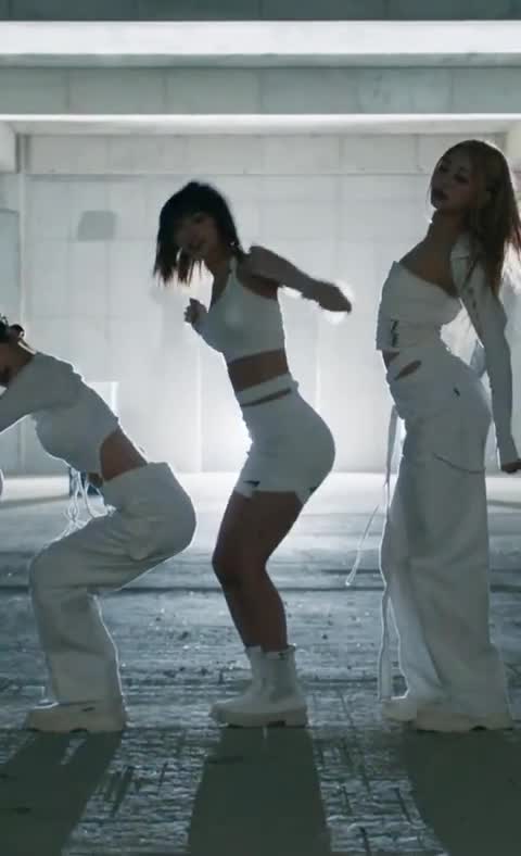 Video 739093 from Kim Chaewon 김채원 [Le Sserafim]