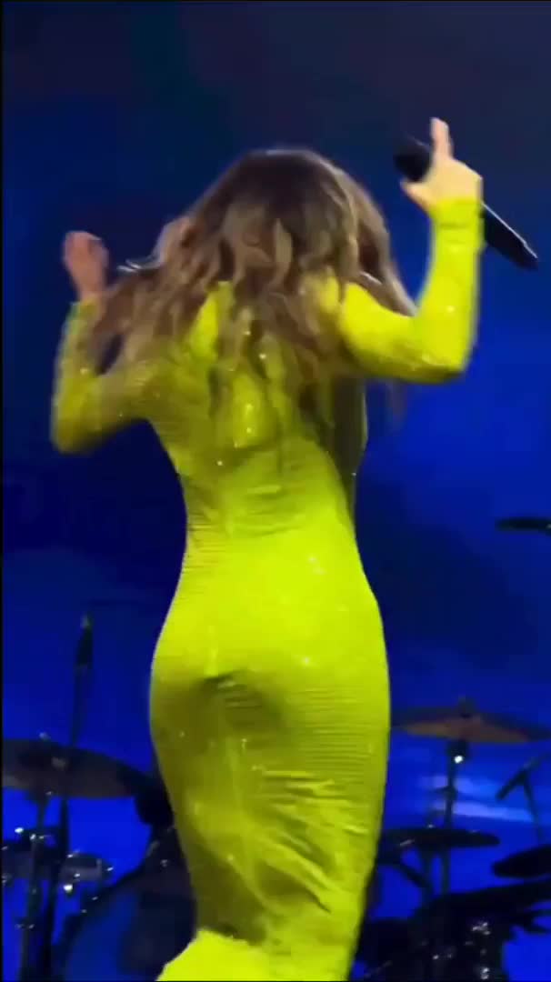 Video 739144 from Lauren Mayberry (Singer)