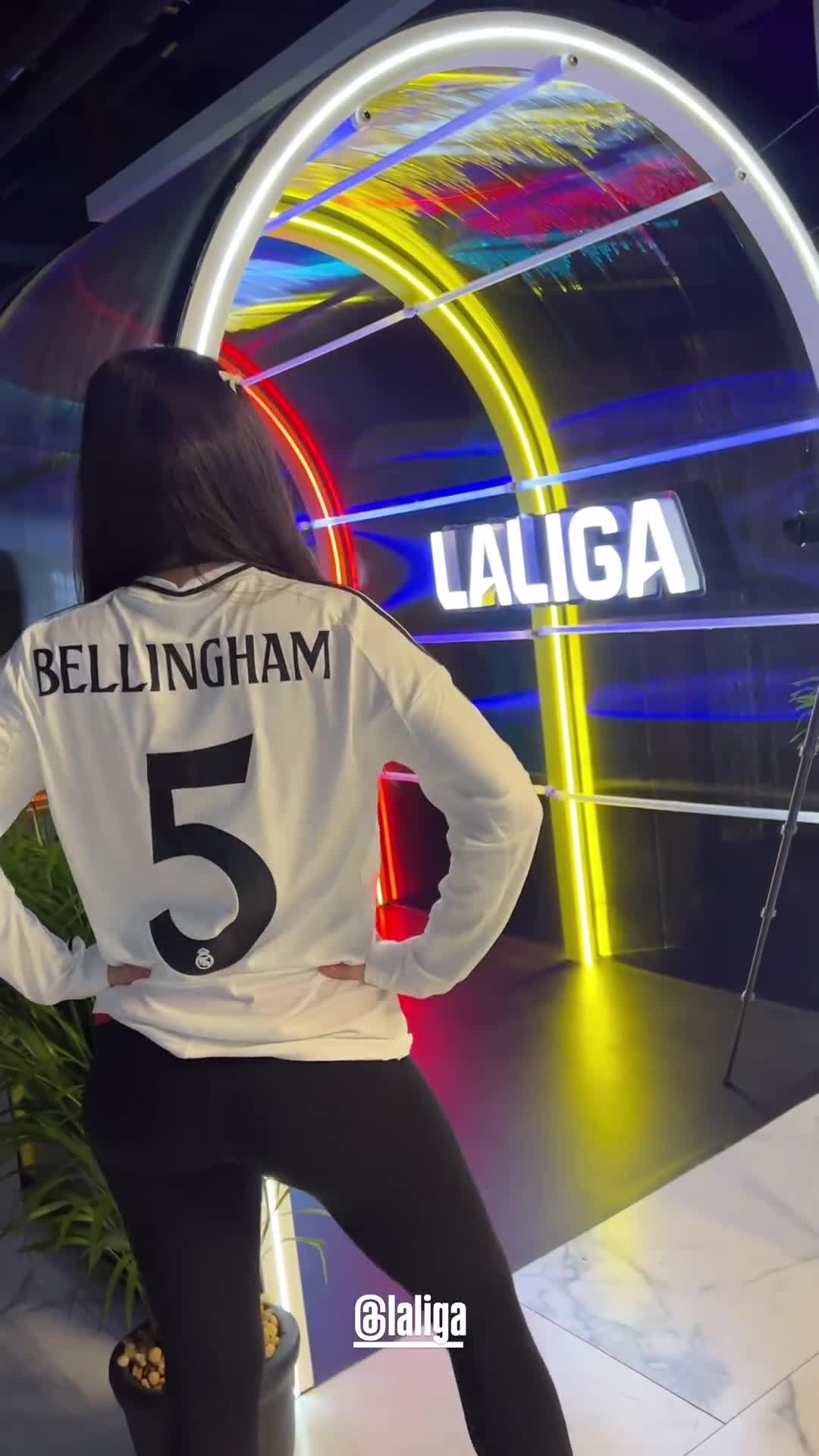 Video 740094 from Arayfer (@arayfer_hernandez)