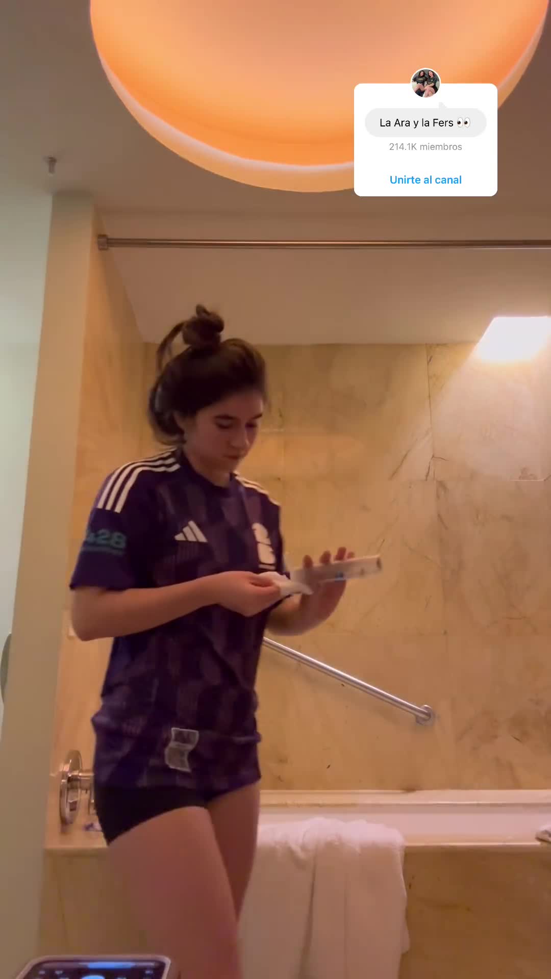 Video 740097 from Arayfer (@arayfer_hernandez)