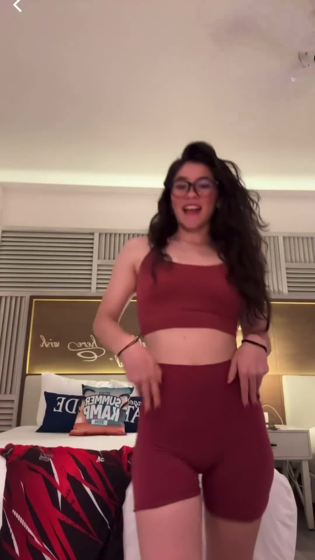 Video 740100 from Arayfer (@arayfer_hernandez)