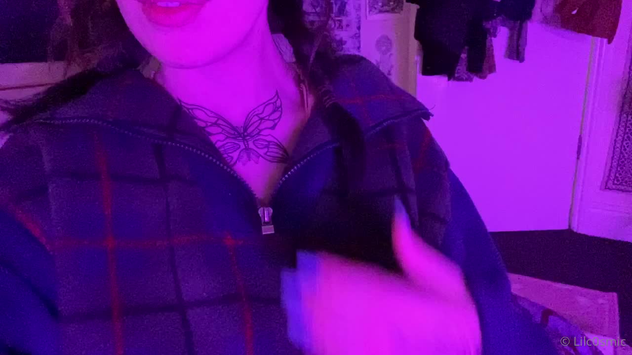 Video 772406 from CosmicCreatures | lilcosmic