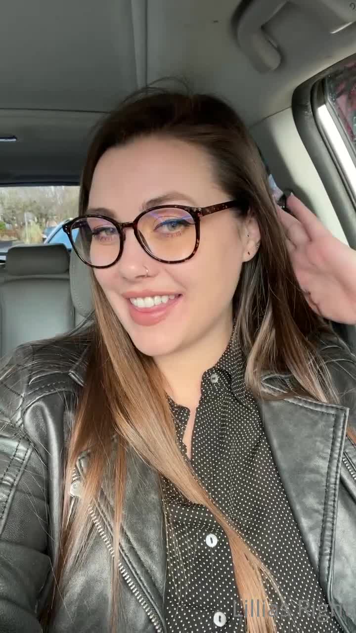 Video 780984 from Lillias Right