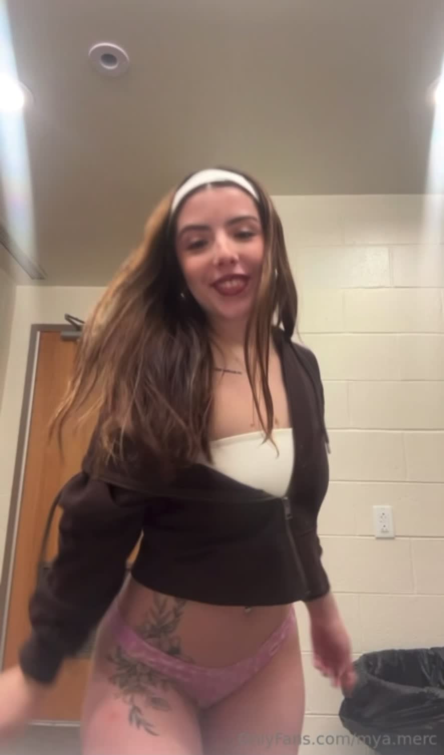 Video 782094 from myamercd / mya.merc /