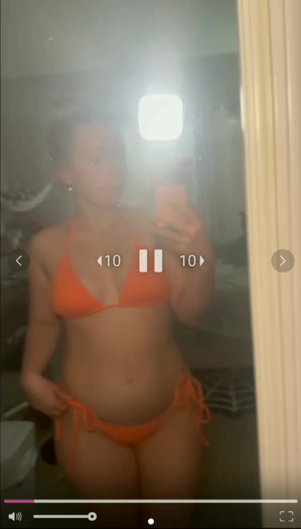 Video 786269 from Krissee | k.rissee | kr1ssee