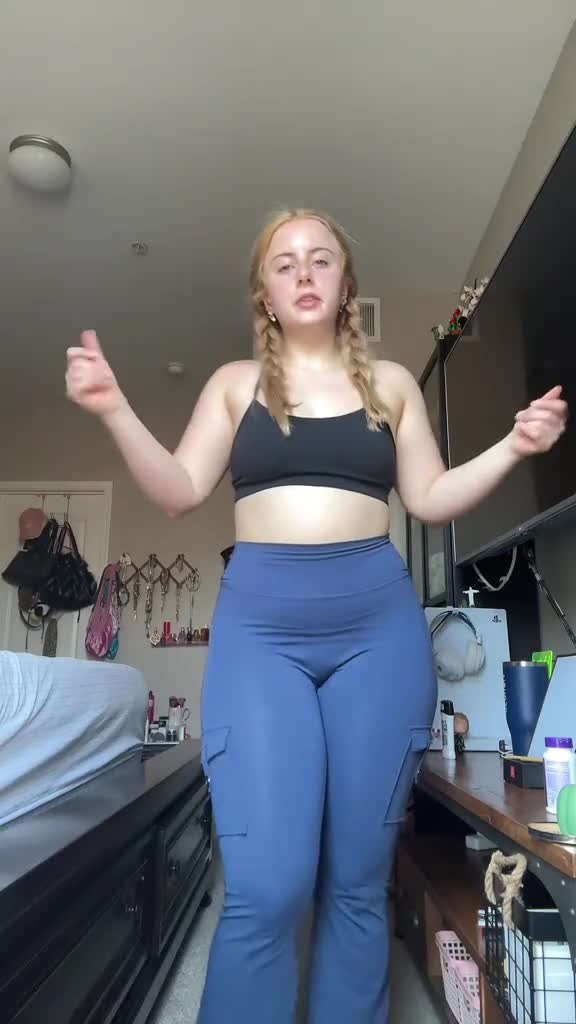 Video 786292 from Krissee | k.rissee | kr1ssee