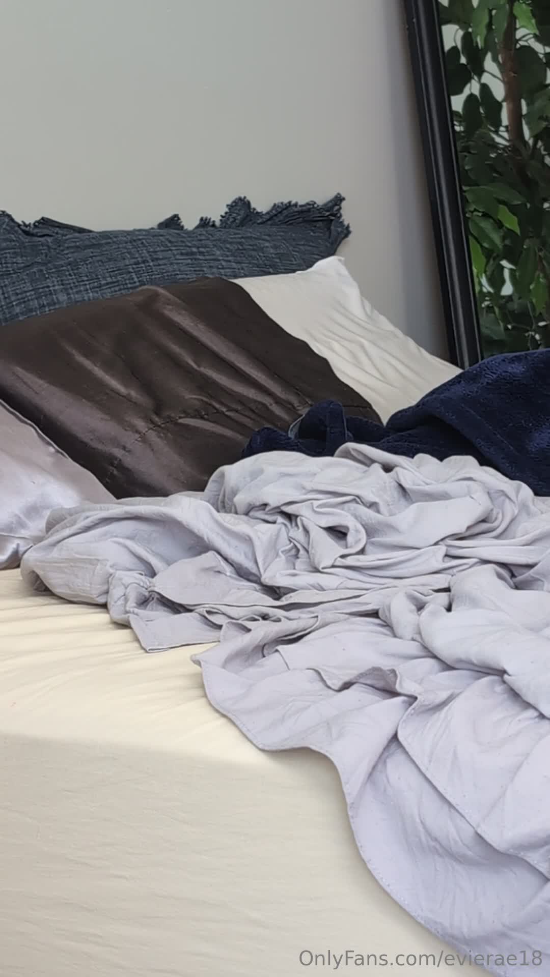 Video 787782 from Evierae18