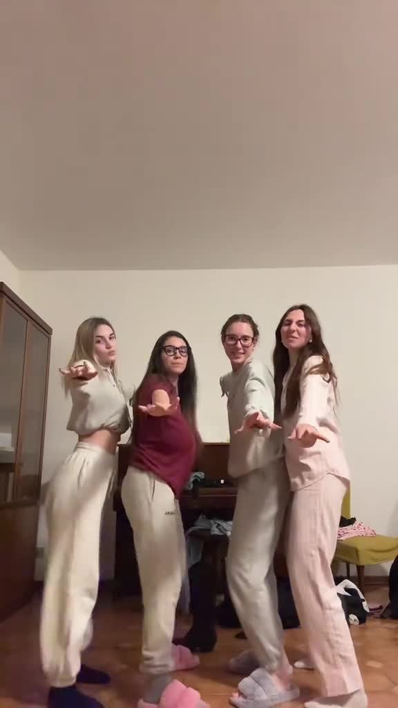 Video 788012 from Zoe D