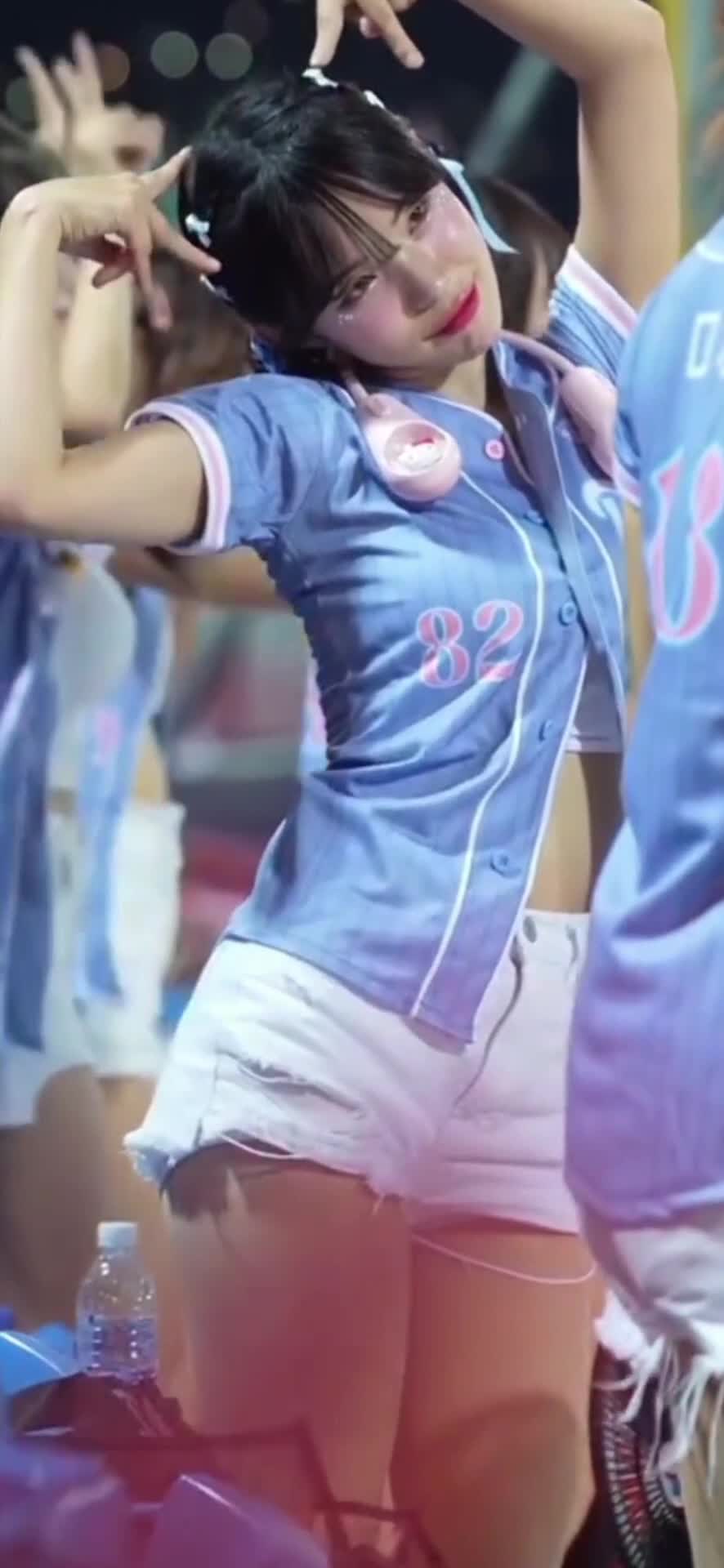 Video 788092 from Lee Dahye 이다혜 / le_dahye