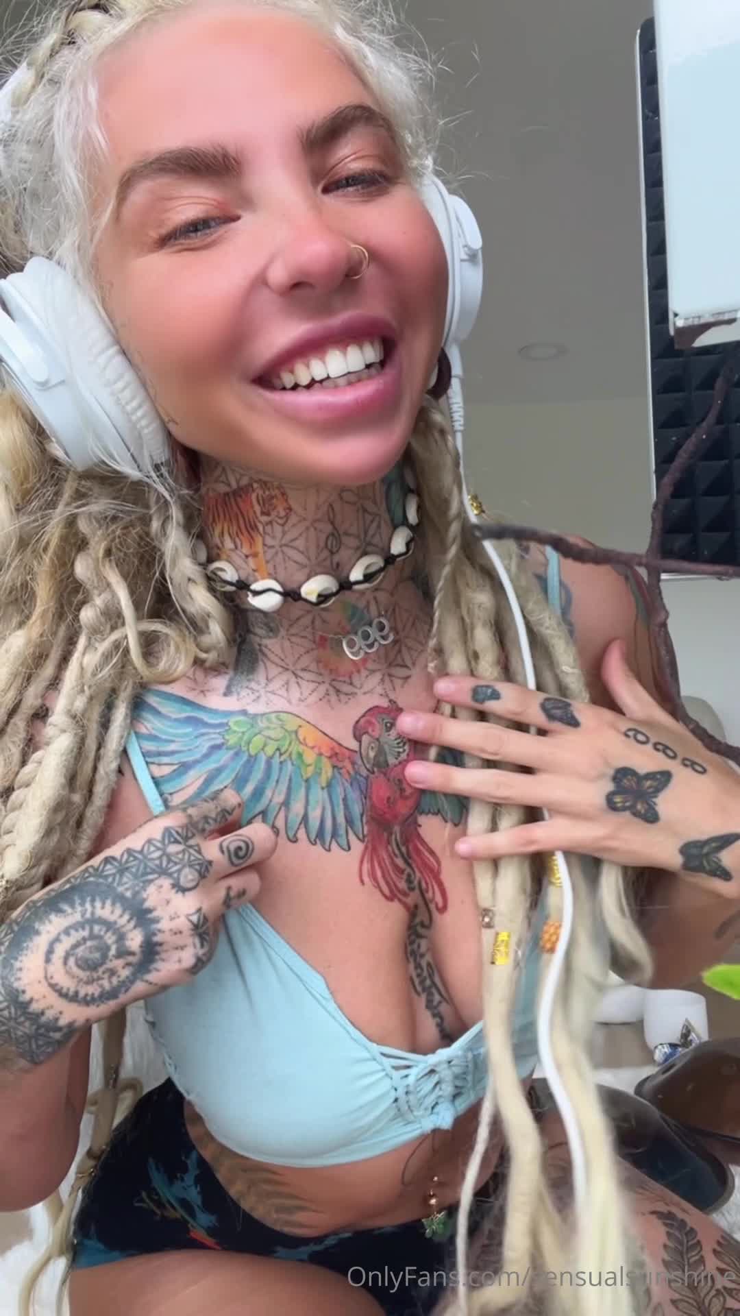 Video 795544 from Shanin Blake