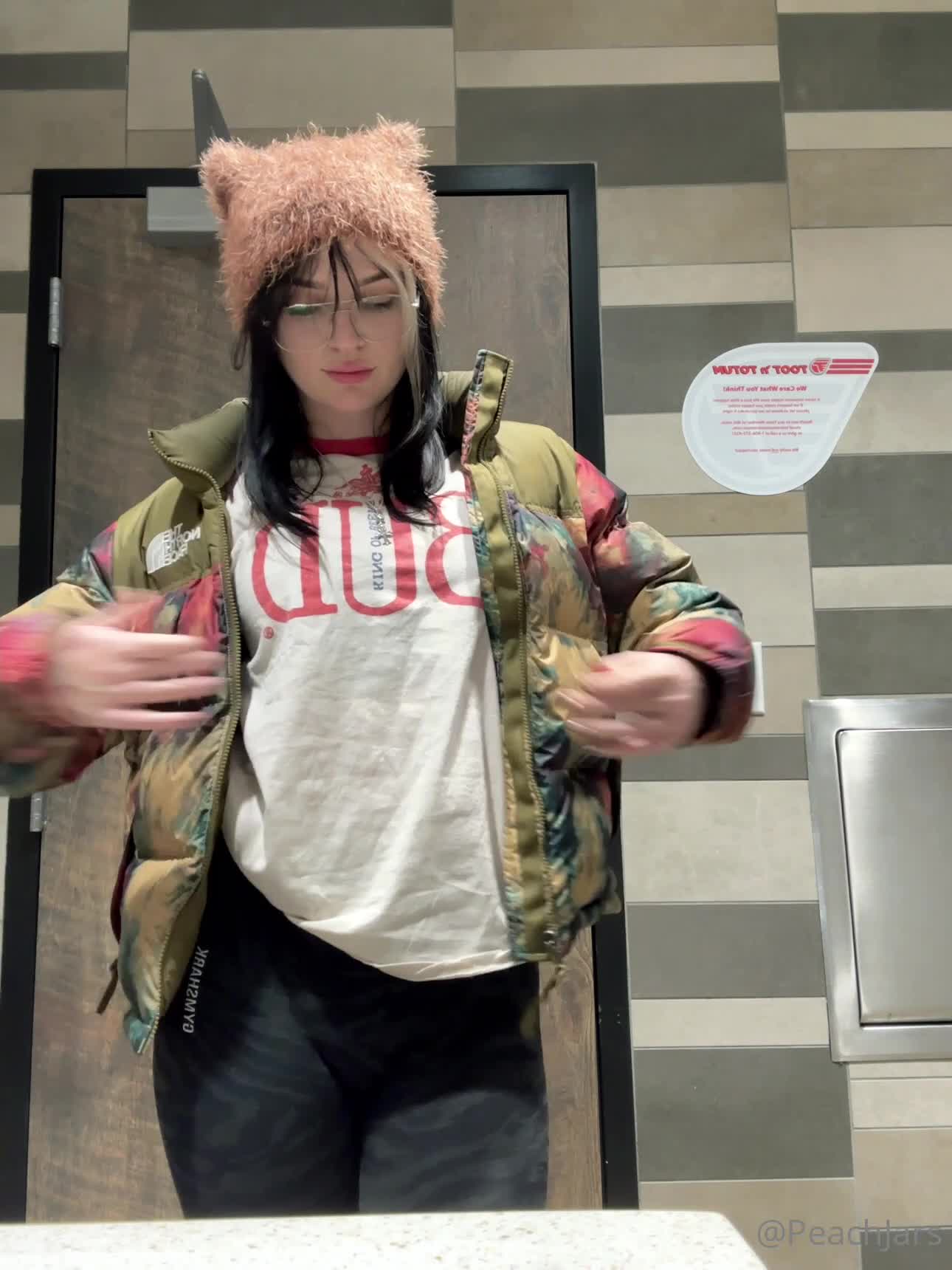 Video 805030 from peachjars