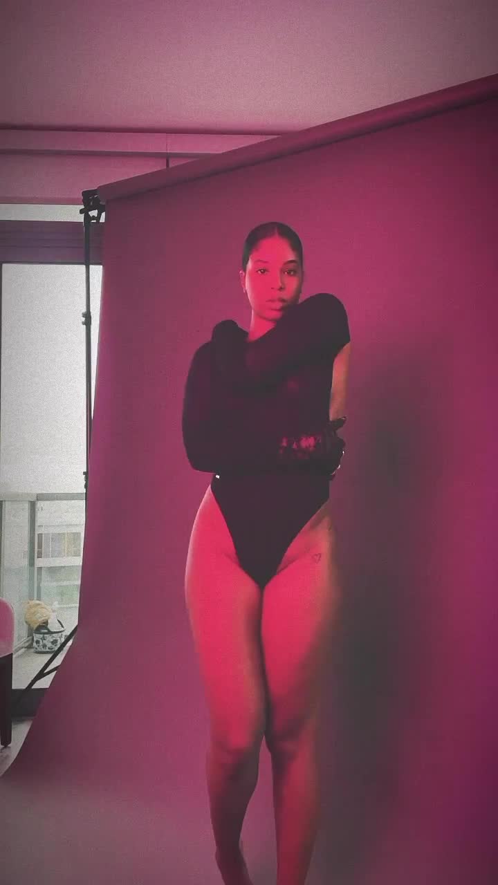 Video 806587 from Yasmeen Kearra / yaskearra
